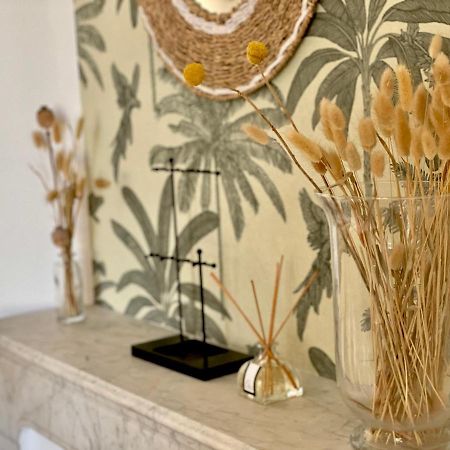 Charmant Appartement 3 Etoiles, Chaleureux Et Bien Equipe カンヌ エクステリア 写真