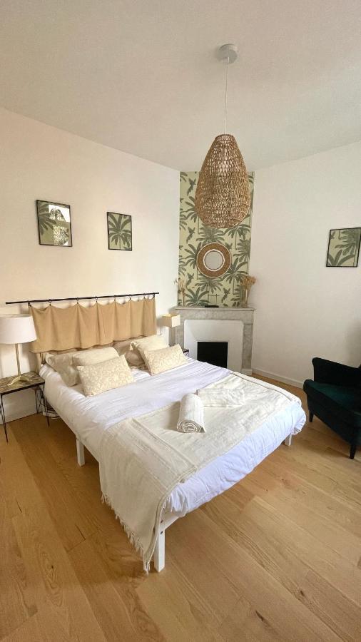 Charmant Appartement 3 Etoiles, Chaleureux Et Bien Equipe カンヌ エクステリア 写真